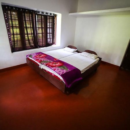 Misty Valley Hill Resorts Nelliyampathy Екстер'єр фото